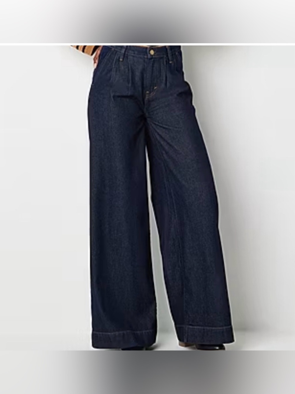 NWT High-Waist Wide Leg Jeans